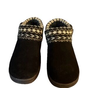 Clarks® genuine black Suede Women's Sweater Clogs size9 NWB
